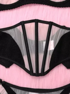 Ensemble soutien-gorge et culotte en maille géométrique noire transparente bicolore 3 pièces.