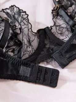 Ensemble soutien-gorge et culotte deux pièces en dentelle noire à volants