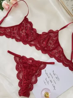 Ensemble soutien-gorge et culotte 2 pièces en dentelle jaune transparente à lacets