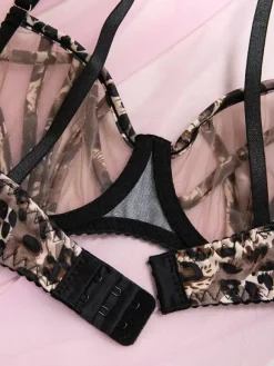 Ensemble soutien-gorge et culotte deux pièces marron à lacets et imprimé léopard