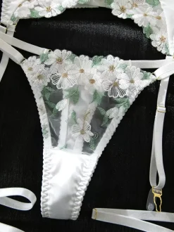 Ensembles 4 pièces de lingerie de mariée en résille blanche à imprimé floral et tulle transparent