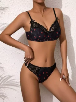Ensembles 2 pièces de lingerie de mariée en dentelle à motif de fruits : soutien-gorge et culotte blancs