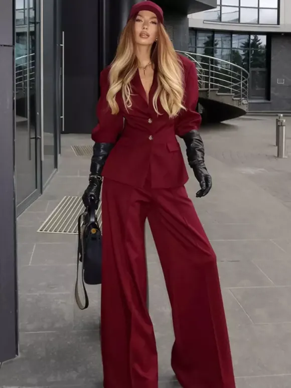 Ensemble tailleur-pantalon élégant pour femme - Pantalon large rouge bordeaux à revers cranté et boutons dorés - Idéal pour les soirées d'affaires du printemps 2026