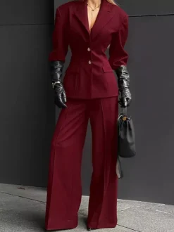 Ensemble tailleur-pantalon élégant pour femme - Pantalon large rouge bordeaux à revers cranté et boutons dorés - Idéal pour les soirées d'affaires du printemps 2026