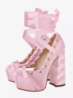 Escarpins à plateforme en satin bout rond lacets talon épais