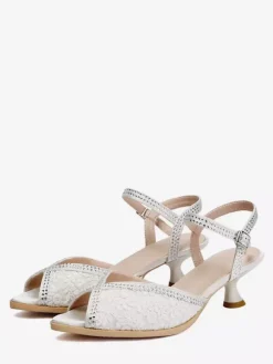 Escarpins à talons aiguilles et bout ouvert en dentelle et strass pour mère de la mariée
