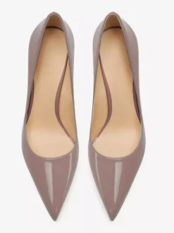 Escarpins à talons hauts noirs à bout pointu et à talons aiguilles pour femmes