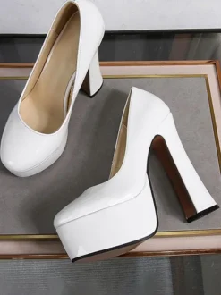Escarpins avec Plateforme à Talons Hauts avec Bout Rond en Cuir Synthétique Unicolore