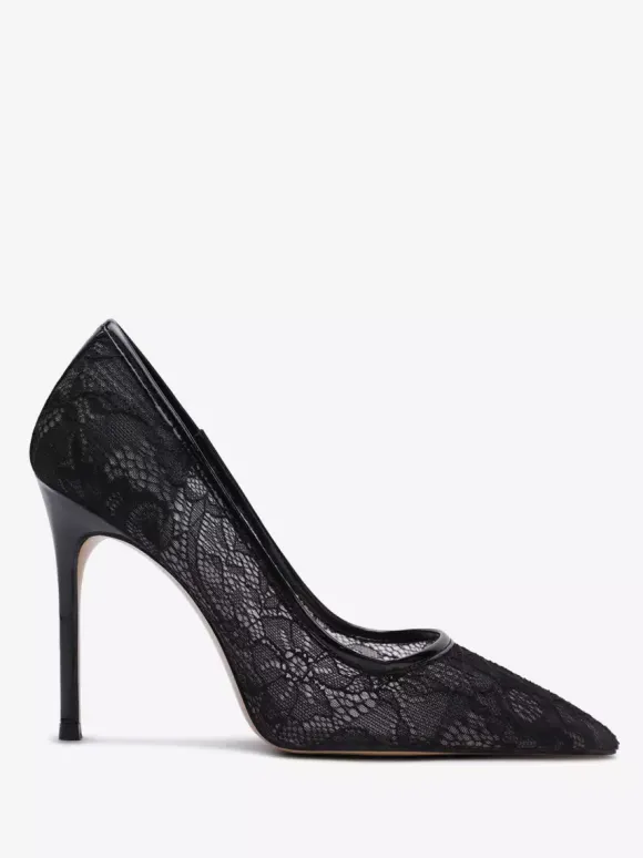 Escarpins noirs à bout pointu en dentelle à enfiler et à talons hauts