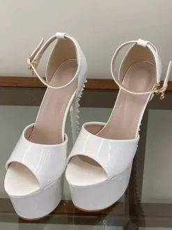 Escarpins sexy pour femmes plateforme bout ouvert détails rivets talons hauts