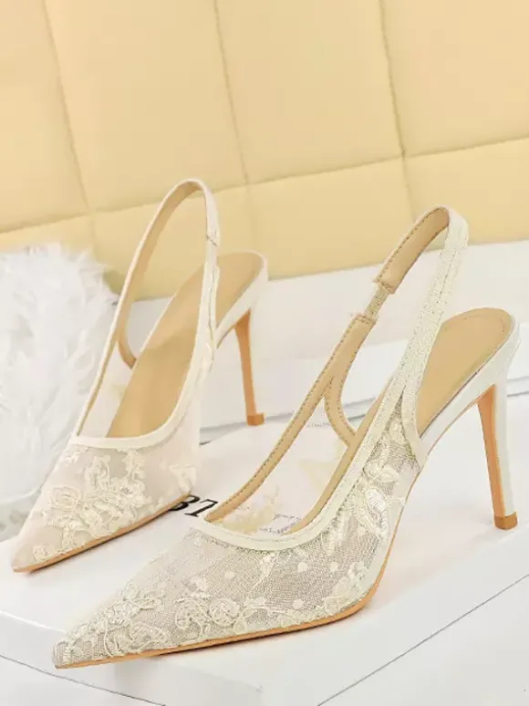 Escarpins à lacets pour femmes bout pointu et bride arrière