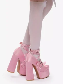 Escarpins Lolita rose clair style Y2K à brides croisées et boucles talons compensés en satin