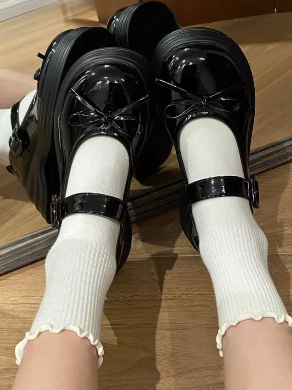 Escarpins Lolita Sweet à bout rond n艙uds noirs en cuir PU talon compensé