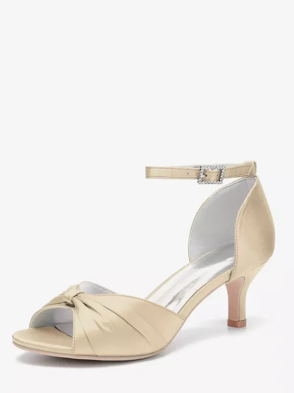 Escarpins à talon chaton en satin pour femmes chaussures de mariée à bout ouvert et bride à la cheville froncée