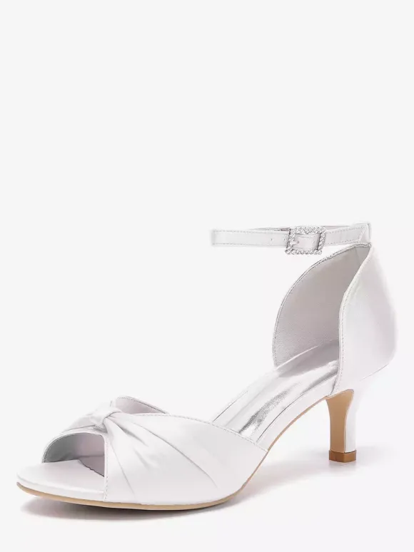 Escarpins à talon chaton en satin pour femmes chaussures de mariée à bout ouvert et bride à la cheville froncée
