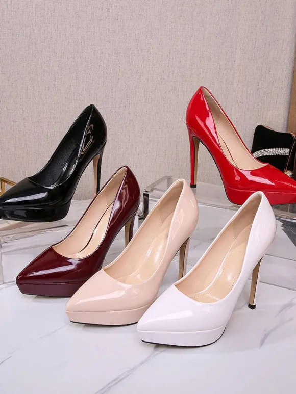 Escarpins à Talons Hauts avec Plateforme avec Bout Pointu en Cuir Synthétique Unicolore