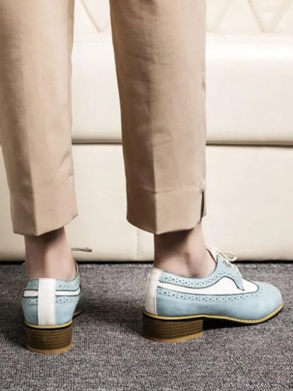 Femmes Oxfords Classic Round Toe Lace Up Chaussures Oxford en cuir Synthétique