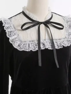 Halloween Robe Lolita en dentelle décolleté manches longues volants en velours robe gothique