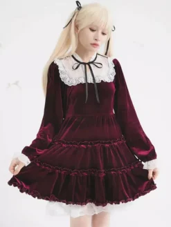 Halloween Robe Lolita en dentelle décolleté manches longues volants en velours robe gothique