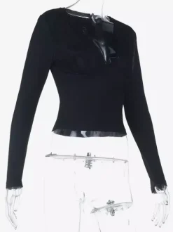 Haut à col V profond et bordure en dentelle pour femme - Chemisier noir sexy et ajusté - Style gothique - Collection printemps 2026