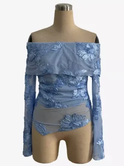 Haut à épaules dénudées en maille et manches longues avec broderie florale 3D pour femme 2026