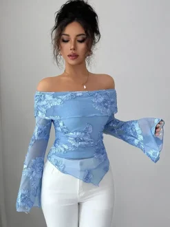 Haut à épaules dénudées en maille et manches longues avec broderie florale 3D pour femme 2026