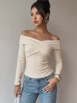 Haut en maille slim à épaules dénudées et bretelles croisées manches longues style Y2K chemise basique élégante