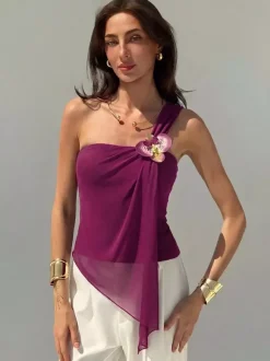 Haut sans manches à une épaule orné d'un motif floral 3D froncé et d'un ourlet asymétrique