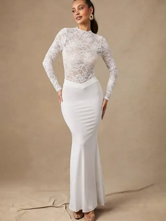 Haut court pour femme en nylon blanc et dentelle col rond manches longues style chic