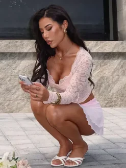 Haut en dentelle rose style corset pour femme - Chemisier bustier élégant à manches longues et décolleté c艙ur - Tenue de soirée printanière 2026