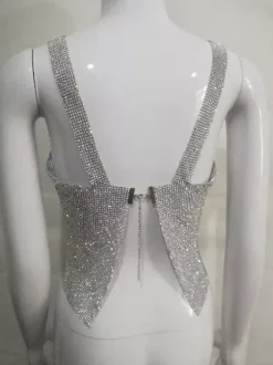Hauts tendance pour soirées à sequins épaules dénudées sans manches et dos nu.