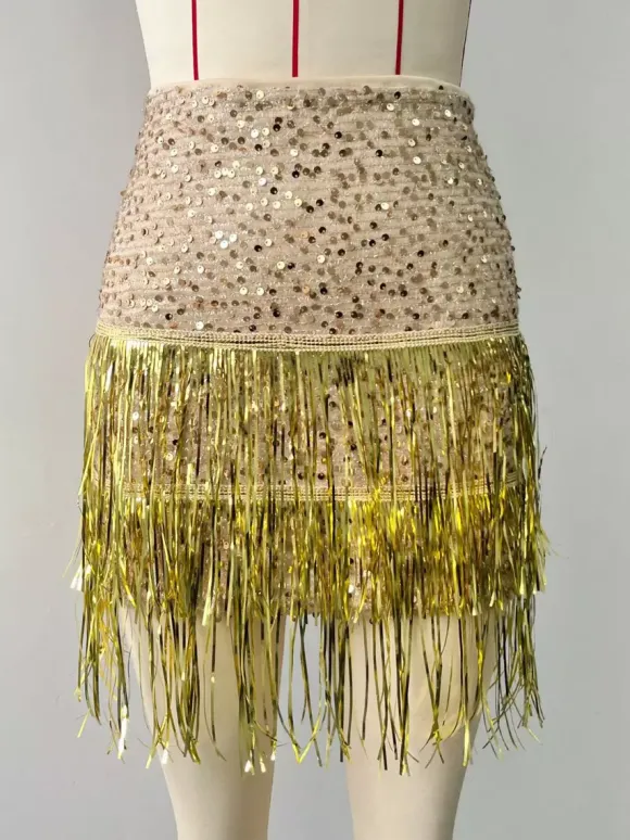 Jupe courte dorée à sequins et franges chics idéale pour les soirées.