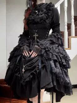 Jupe Gothic Lolita à volants noire et blanche avec ceinture