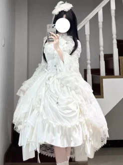 Jupe Gothic Lolita à volants noire et blanche avec ceinture