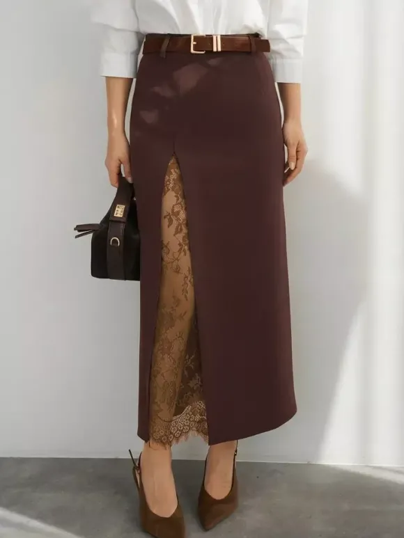 Jupe midi droite taille haute fendue sur le devant en dentelle