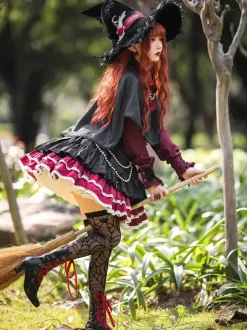 Jupes Lolita gothiques SK Jacquard à volants et 艙illets roses