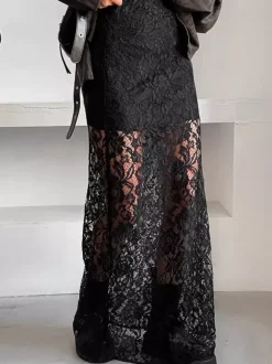Jupe taille haute en dentelle noire transparente ajourée