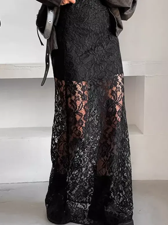 Jupe taille haute en dentelle noire transparente ajourée
