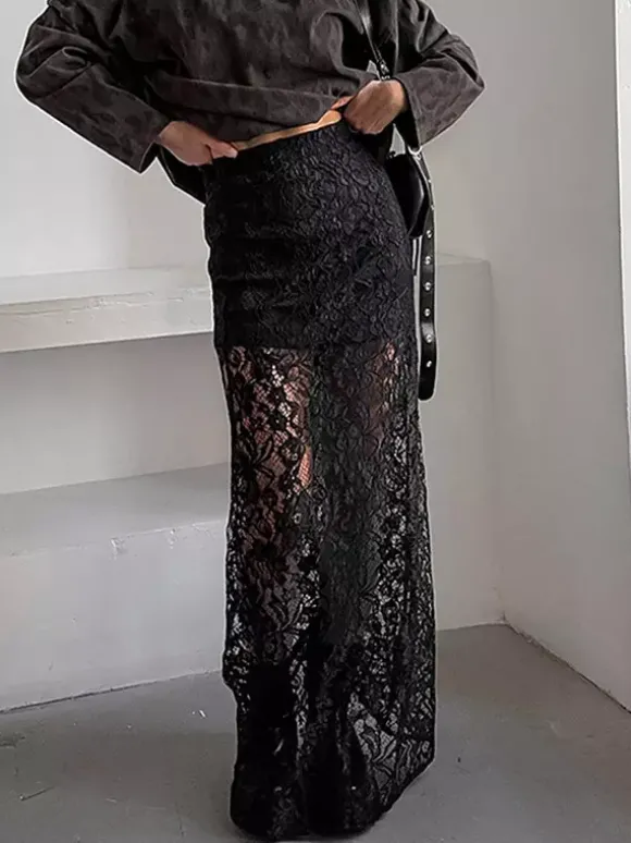 Jupe taille haute en dentelle noire transparente ajourée