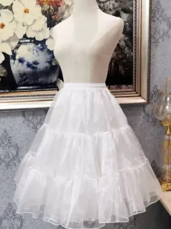 Jupons Lolita en polyester jupe Lolita blanche à plusieurs niveaux