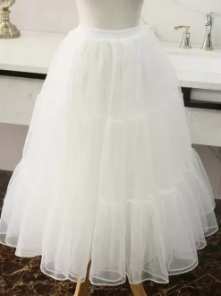 Jupons Lolita en polyester jupe Lolita blanche à plusieurs niveaux