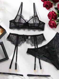 Linge de Mariée Ensemble de lingerie de mariée en dentelle blanche 4 pièces soutien-gorge et culotte