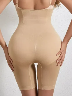 Linge de Mariée Lingerie sculptante couleur chair boutonnée sur le devant shorty gainant taille haute ajustable grandes tailles fermeture à agrafes effet ventre plat et fesses galbées sans coutures.