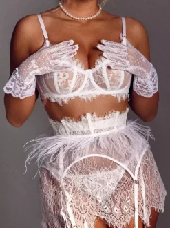 Linge de Mariée Ensemble de lingerie de mariée sexy blanche 4 pièces avec soutien-gorge et culotte pour adulte