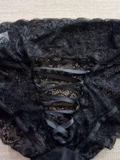 Lingerie Fendue Culotte sexy noire à lacets pour femmes sous-vêtements taille haute