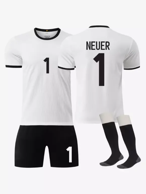 Maillot Allemagne 125e anniversaire édition 10 MUSIALA 17 WRITZ ensemble 3 pièces