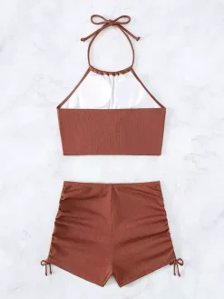 Maillot de bain bikini marron à lacets pour femme idéal pour l'été à la plage.