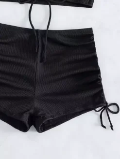 Maillot de bain bikini marron à lacets pour femme idéal pour l'été à la plage.