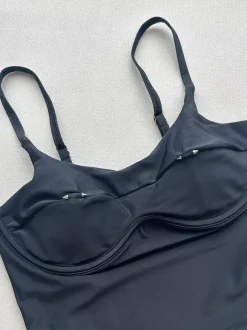 Maillot de bain une pièce pour femme détails métalliques noirs col bijou dos nu maillot de bain sexy d'été