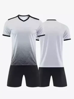 Maillot de football personnalisé à manches courtes et col en V pour homme avec teinture par nouage